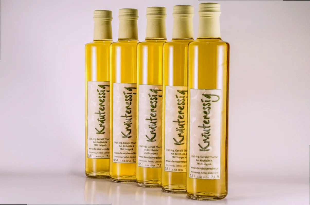 schrank mit essig auswischen motten - Bild 5